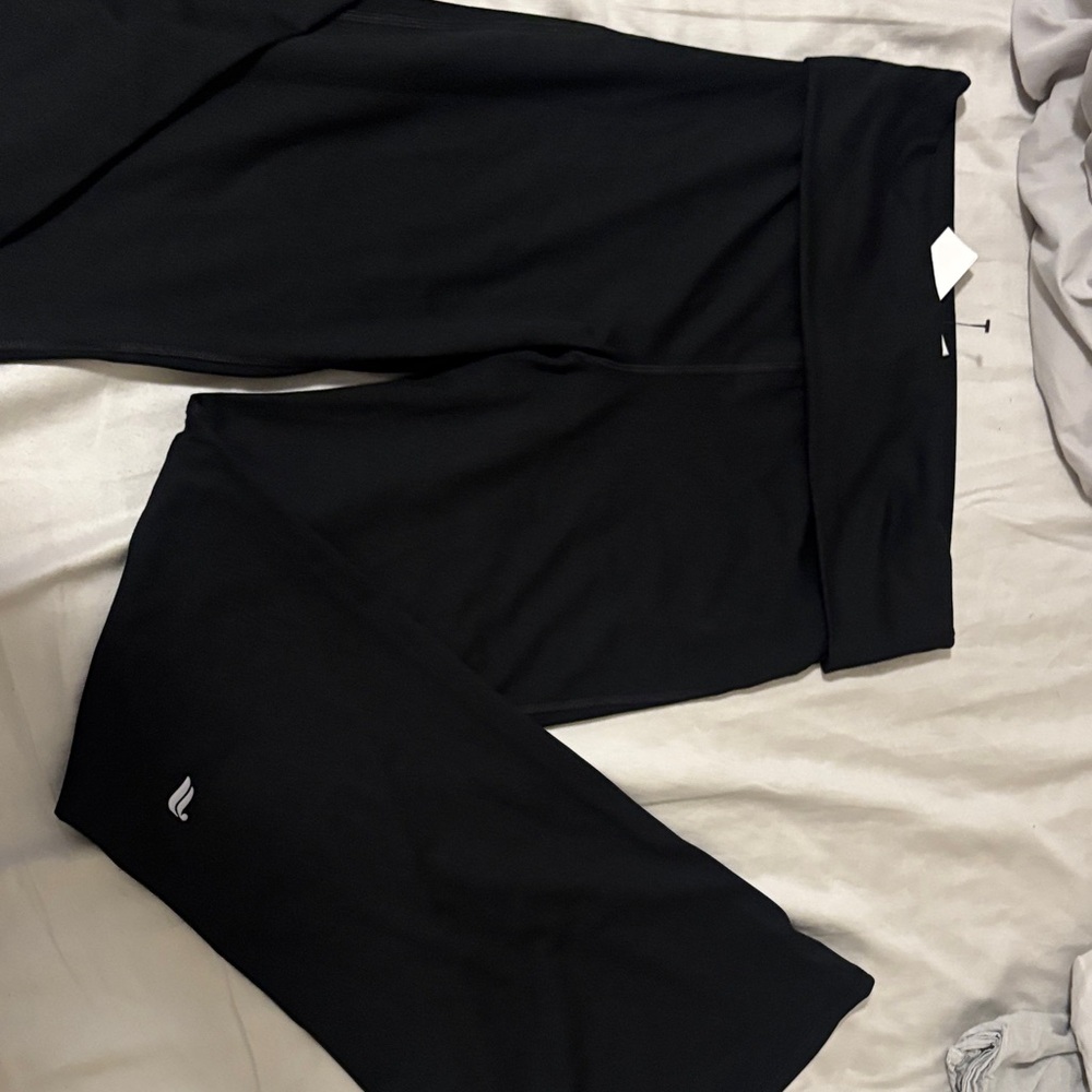 Fabletics Black Performance Leggings fold over leggings - Picture 4 of 9
